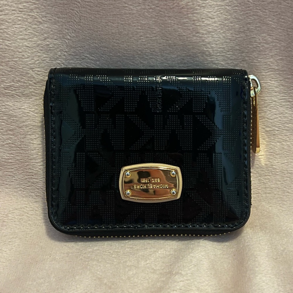 Michael Kors Small Zip Around Wallet